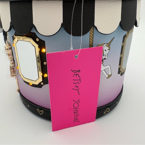 Betsey Johnson Carousel Unicorn Crossbody — LIGHTS UP! NWT 🎠 - Picture 13 of 13
